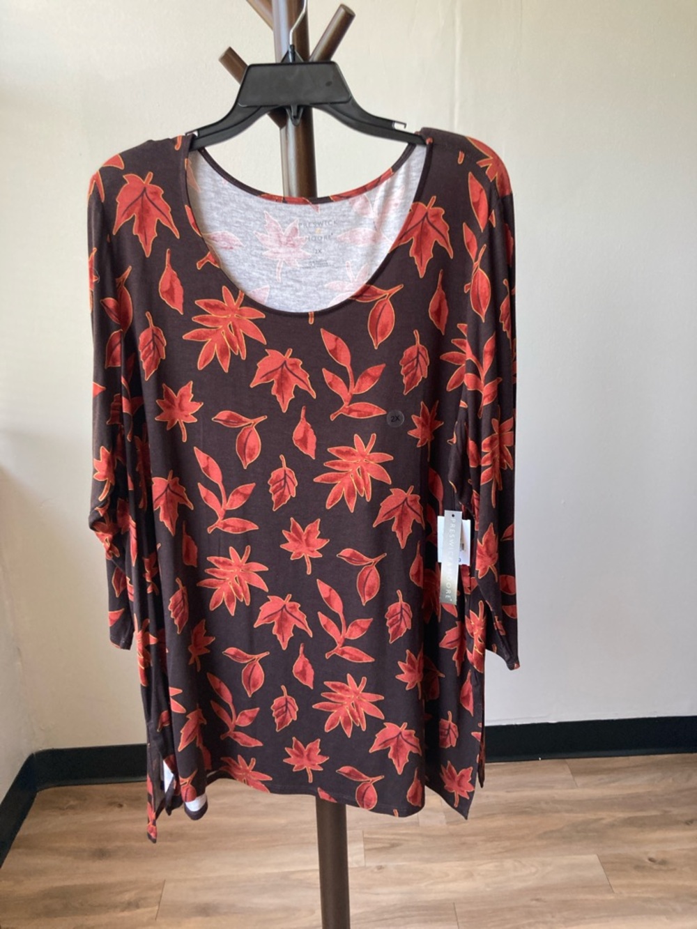 Preswick & Moore leaves print top soft with stretch casual 2X